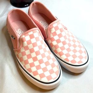 Pink Checkered Vans size 7.5